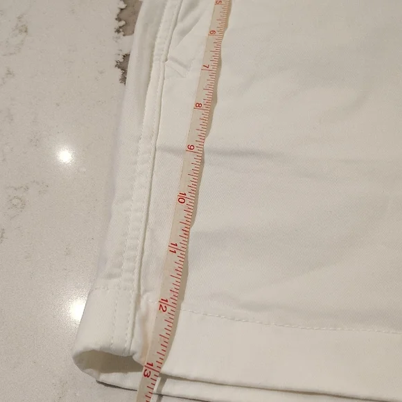 3 Pairs Vineyard Vines Women's Cargo Shorts - White, Light Gray, Tan Size 6/4 - Picture 13 of 15